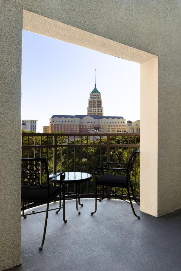 Club Wyndham Riverside Suites San Antonio Exterior photo