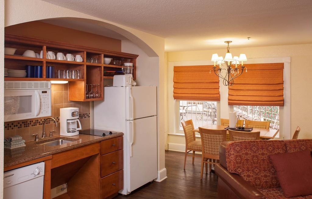 Club Wyndham Riverside Suites San Antonio Room photo