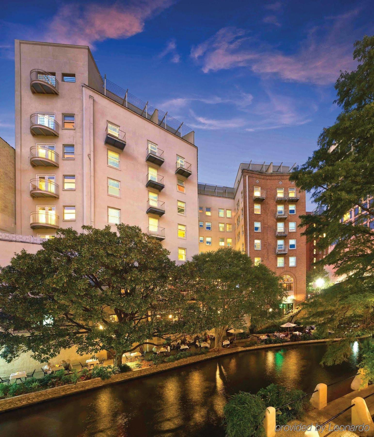 Club Wyndham Riverside Suites San Antonio Exterior photo