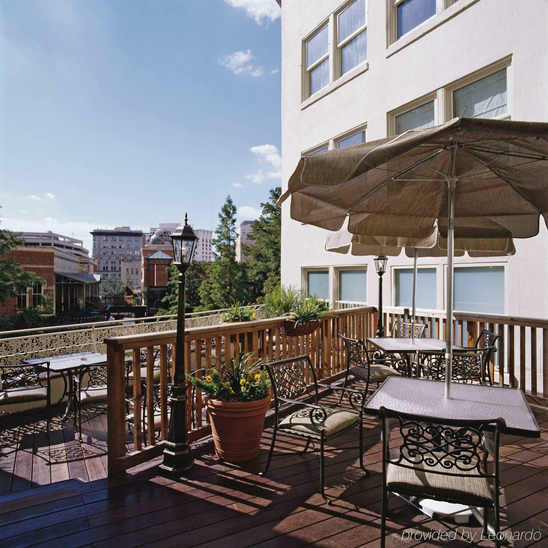 Club Wyndham Riverside Suites San Antonio Exterior photo