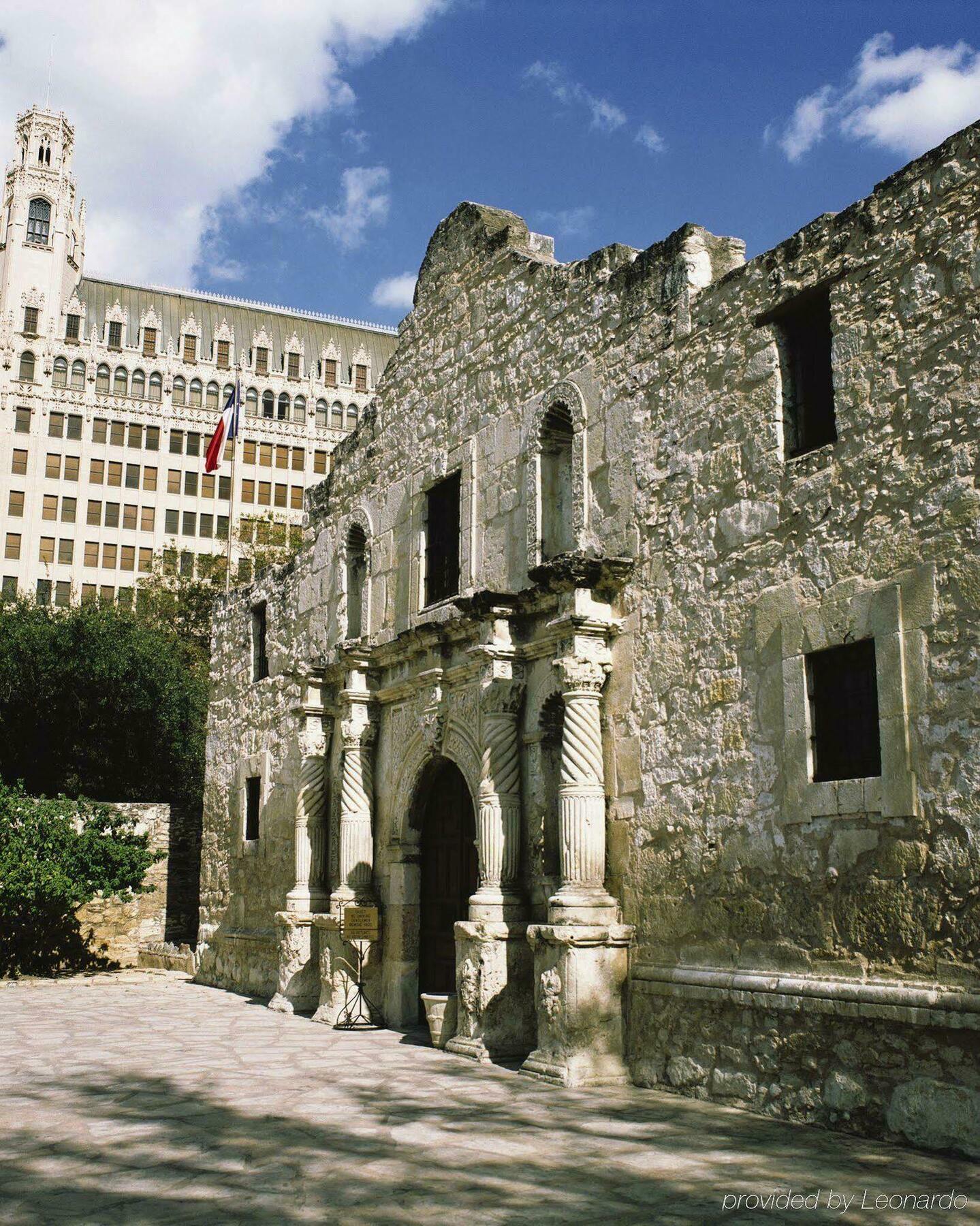 Club Wyndham Riverside Suites San Antonio Exterior photo